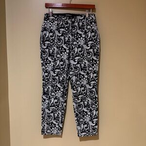 Express Columnist Pants – Black & White Print (Size
4)
